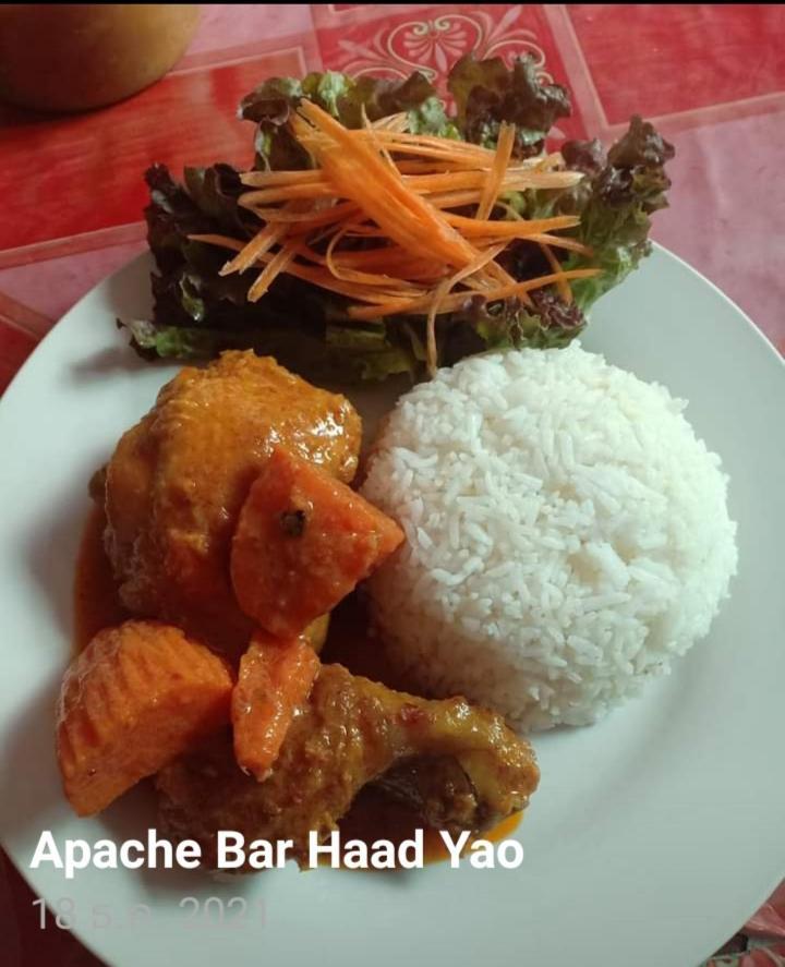 Apache Bar Haad Yao Hotel Kültér fotó